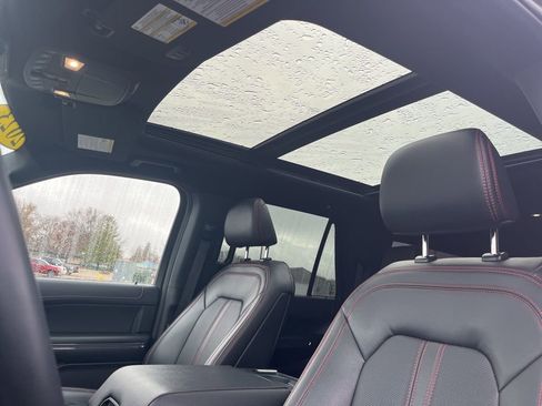 Used 2023 Ford Expedition Max Limited image 13