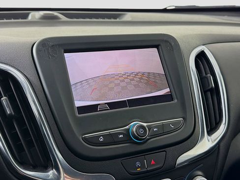 Used 2024 Chevrolet Equinox LT image 17
