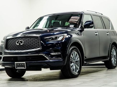 Used 2024 INFINITI QX80 Luxe image 8
