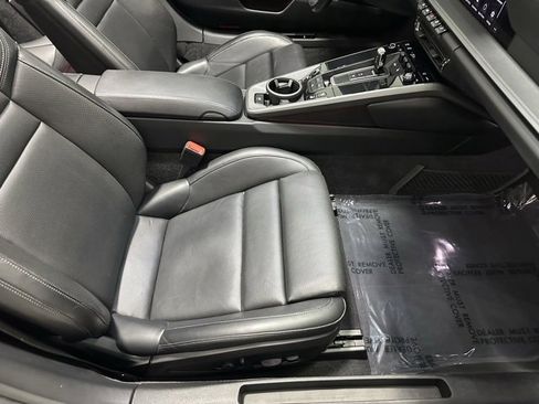 Used 2023 Porsche 911 Carrera S image 40