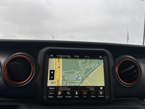 Used 2020 Jeep Gladiator Mojave image 23