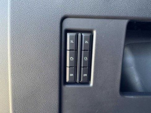 Used 2024 Ford Expedition Platinum RWD image 60