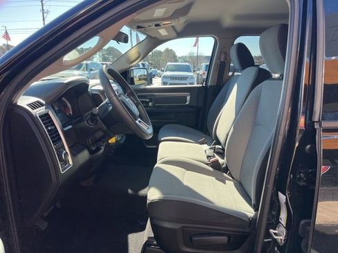 Used 2024 RAM 1500 Classic SLT image 7