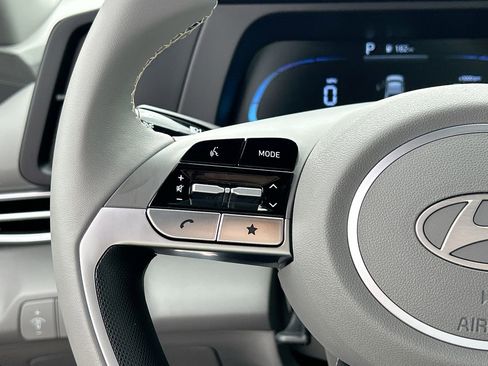 New 2026 Hyundai Elantra Sport FWD image 33