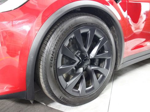 Used 2023 Tesla Model X image 6