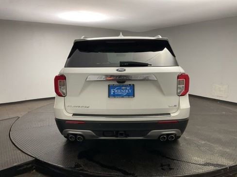 Used 2020 Ford Explorer Platinum w/ Premium Technology Package image 7