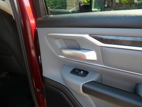 Used 2019 RAM 1500 Big Horn AWD/4WD image 33