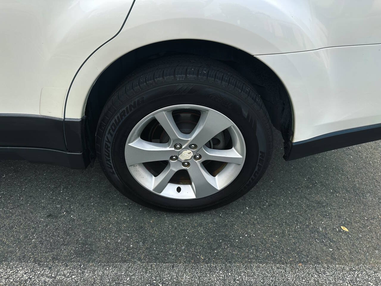 Used 2014 Subaru Outback 2.5i Premium AWD/4WD image 23