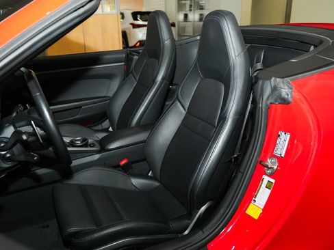 Used 2024 Porsche 911 Carrera S RWD image 46