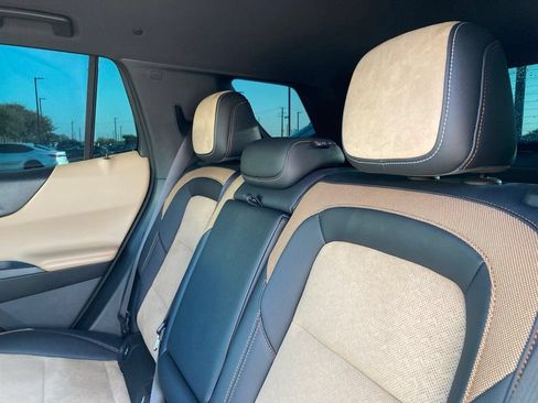Used 2026 Chevrolet Equinox ACTIV FWD image 9
