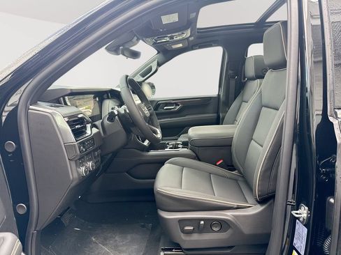 New 2026 GMC Yukon XL Elevation w/ Elevation Premium Package AWD/4WD image 20