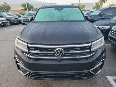Used 2023 Volkswagen Atlas SEL Premium image 2