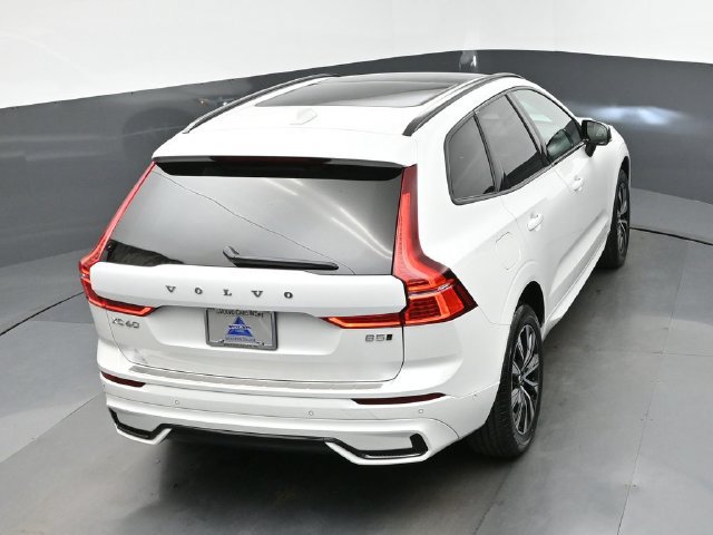 Used 2024 Volvo XC60 B5 Plus w/ Protection Package Premier AWD/4WD image 46