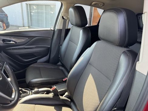 Used 2019 Buick Encore Preferred image 26