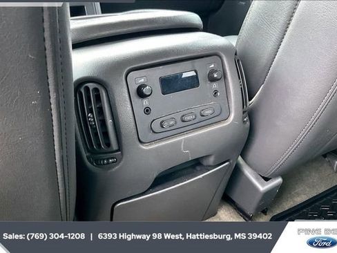 Used 2005 GMC Sierra 2500 SLT w/ Heavy-Duty Power Package image 24