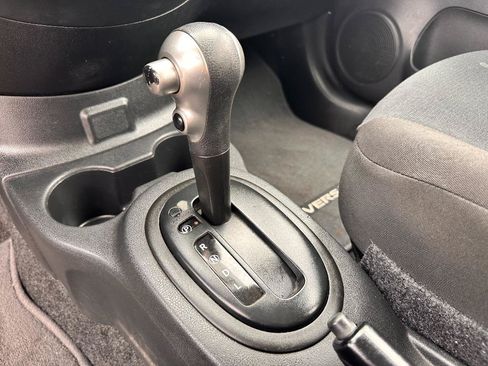 Used 2018 Nissan Versa Note S FWD image 12