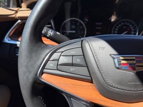 Used 2019 Cadillac XT5 Platinum AWD/4WD image 20