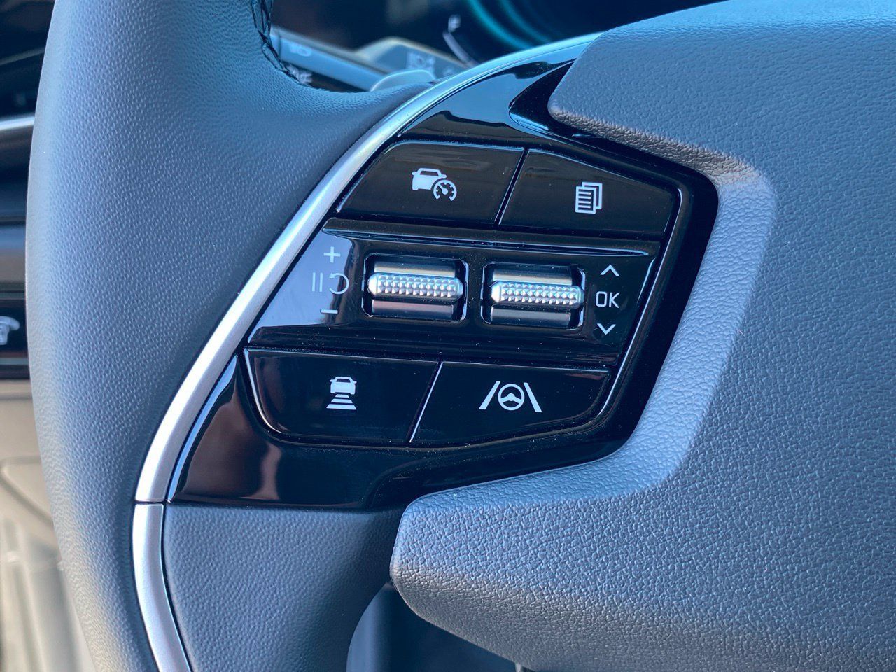New 2026 Kia Niro EX FWD image 14