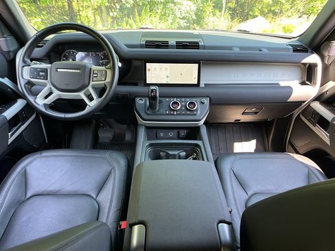 Used 2023 Land Rover Defender 110 SE AWD/4WD image 13