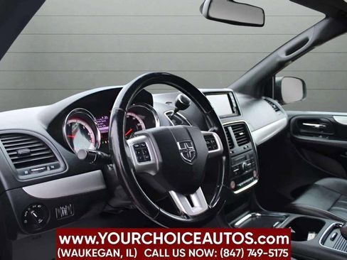 Used 2019 Dodge Grand Caravan GT image 13