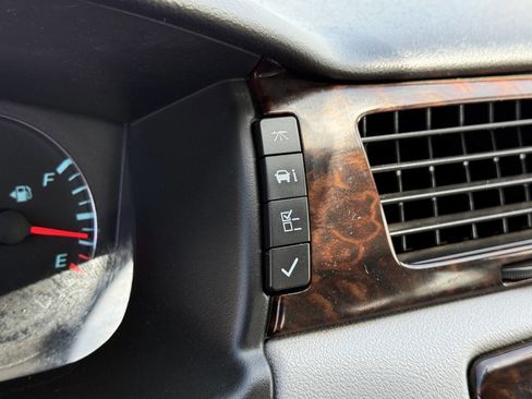 Used 2013 Chevrolet Impala LT image 25