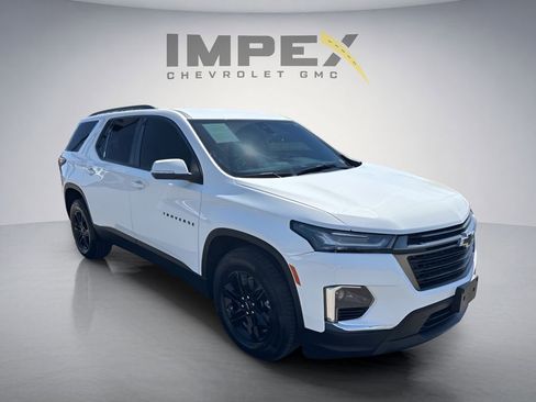 Used 2023 Chevrolet Traverse LT w/ Midnight/Sport Edition AWD/4WD image 7