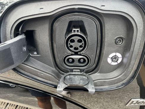 Used 2023 Ford Mustang Mach-E GT image 21