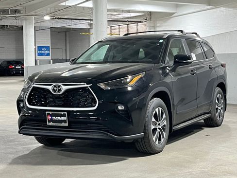 New 2026 Toyota Highlander XLE AWD/4WD image 4