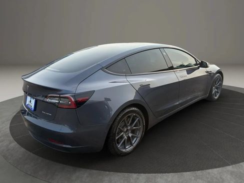 Used 2022 Tesla Model 3 Long Range AWD/4WD image 6