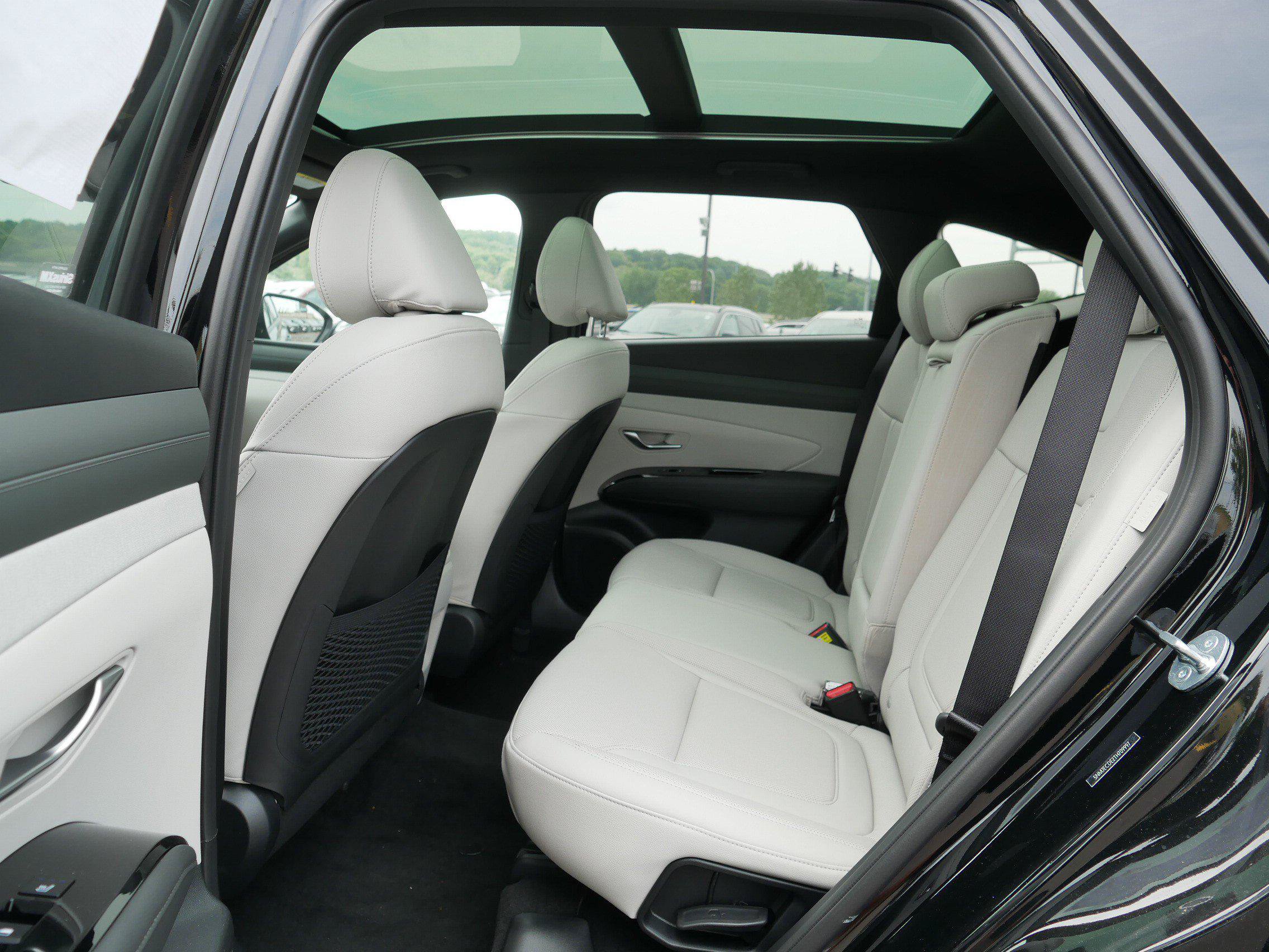 New 2026 Hyundai Tucson Limited AWD/4WD image 6