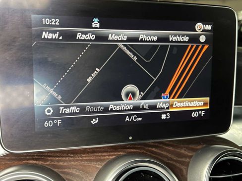 Certified 2019 Mercedes-Benz GLC 350e 4MATIC image 37