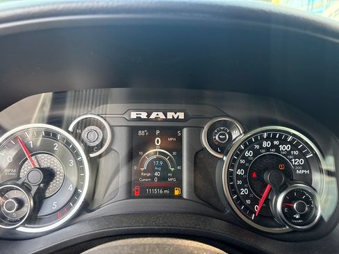 Used 2020 RAM 1500 Big Horn AWD/4WD image 14