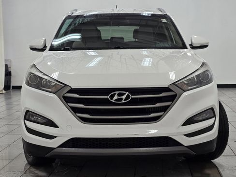 Used 2016 Hyundai Tucson Sport image 10