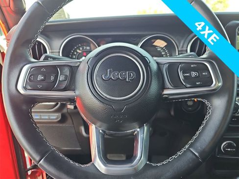 Used 2022 Jeep Wrangler Unlimited Sahara image 19