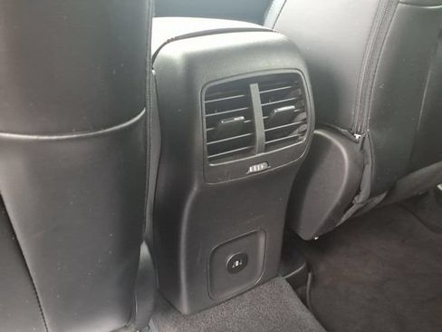 Used 2024 Ford Escape ST-Line w/ Tech Pack #1 FWD image 9