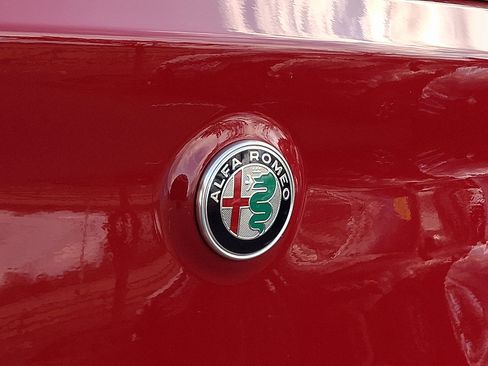 New 2025 Alfa Romeo Stelvio Sprint image 21