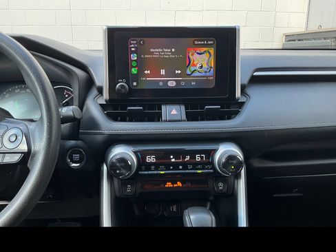 Used 2024 Toyota RAV4 XLE FWD image 4