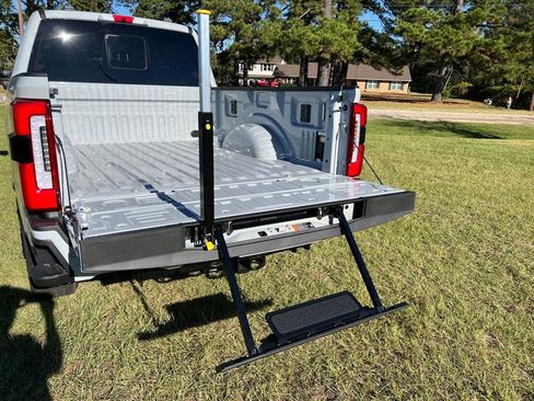 New 2026 Ford F250 Platinum image 48