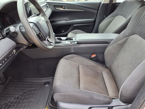 Used 2025 Toyota Camry LE FWD image 13