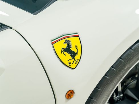 Used 2018 Ferrari 488 Spider RWD image 42