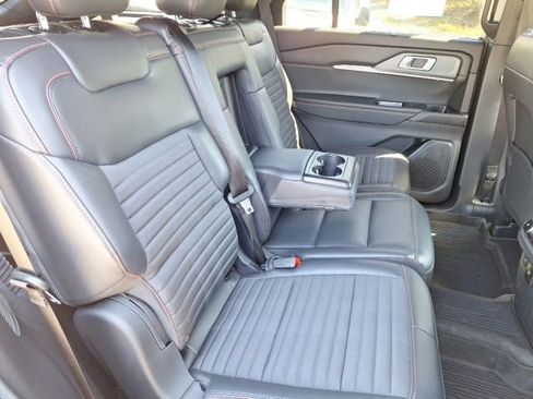 Certified 2025 Ford Explorer ST-Line w/ Premium Package image 25