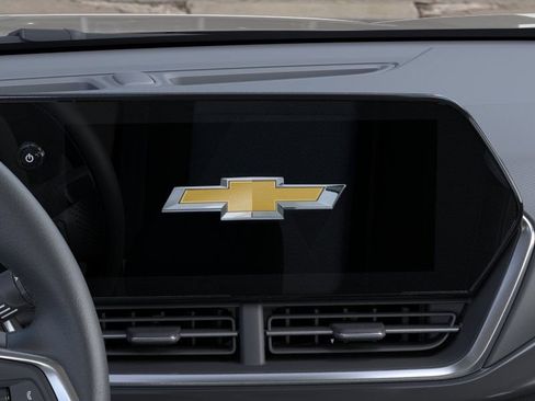 New 2026 Chevrolet Trax ACTIV w/ Sunroof Package FWD image 20
