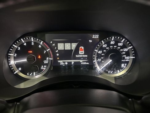 Used 2023 Toyota Highlander LE image 23