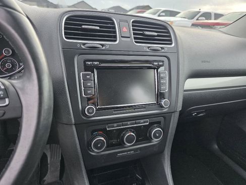 Used 2012 Volkswagen Golf TDI image 16