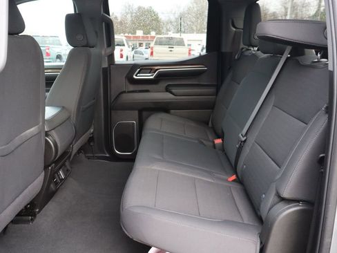 Used 2024 Chevrolet Silverado 1500 RST w/ Z71 Off-Road Package image 17