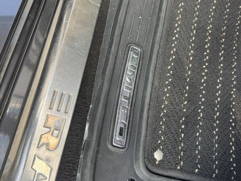 Used 2018 RAM 3500 Laramie Longhorn AWD/4WD image 17