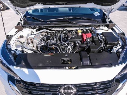Used 2024 Nissan Sentra SV FWD image 27