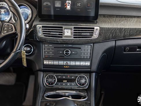 Used 2015 Mercedes-Benz CLS 400 4MATIC image 30