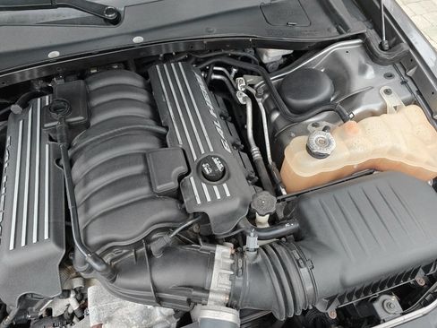 Used 2012 Chrysler 300 SRT8 w/ 19-Premium Speaker Group image 61