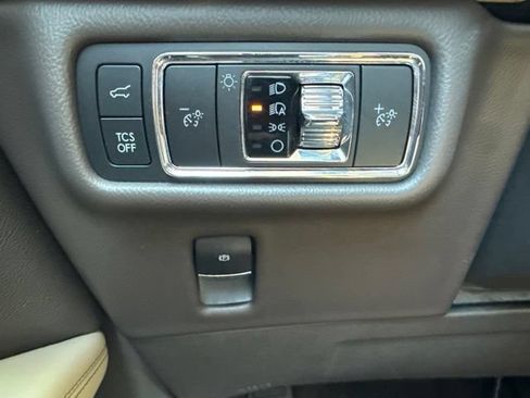 Used 2022 Lincoln Nautilus Reserve w/ Equipment Group 201A FWD image 20